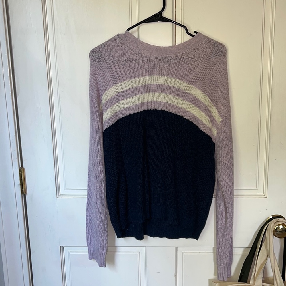 American Eagle sweater